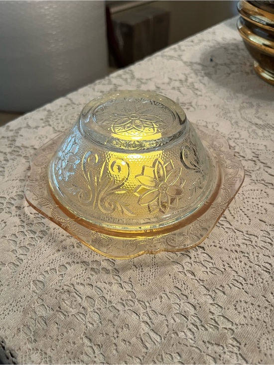 Pink Indiana Glass Company FAIRY LAMP for Tea Light, Glossy  Vintage Pink Depression Glass Fairy Lamp with Tiara Floral Bowl